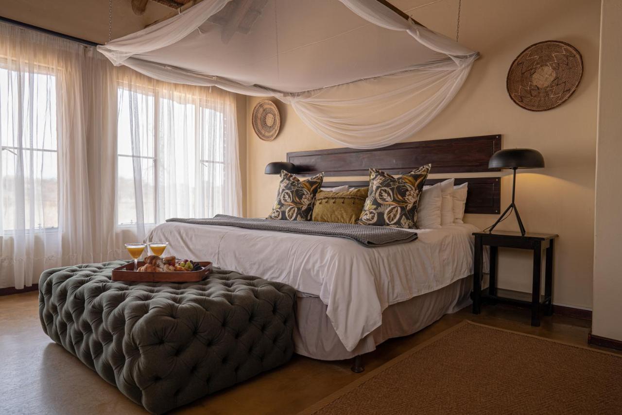Tshukudu Game Lodge Hoedspruit Exteriör bild