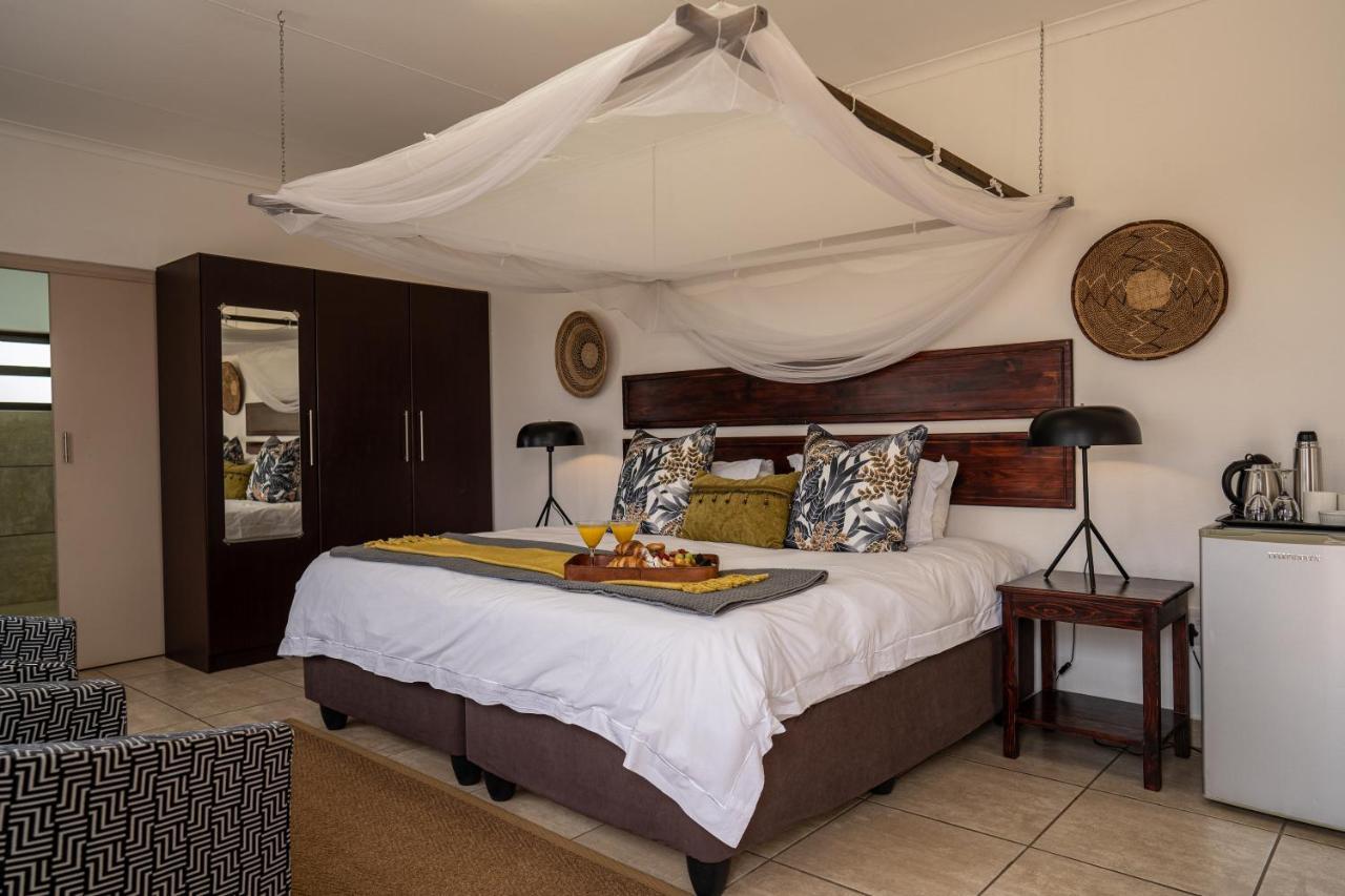 Tshukudu Game Lodge Hoedspruit Exteriör bild