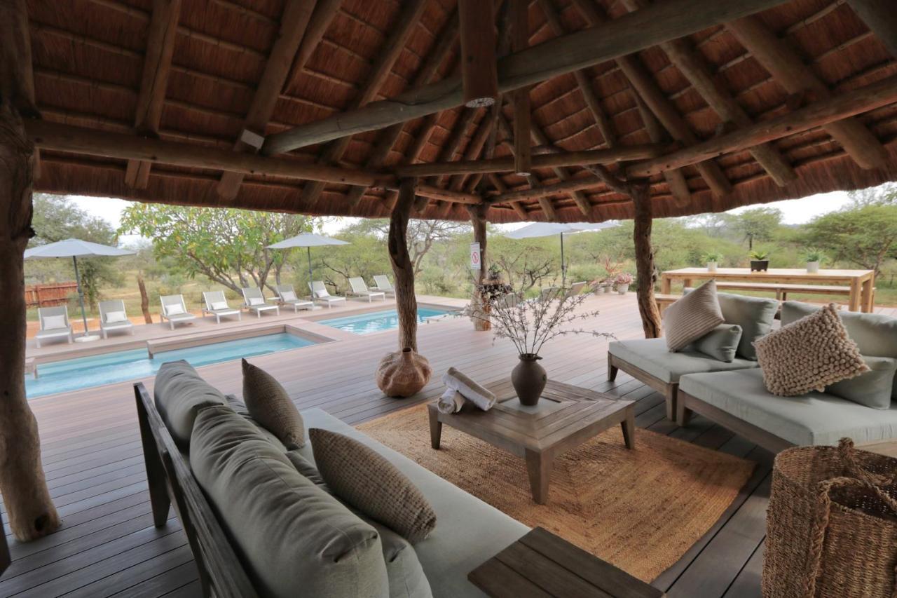 Tshukudu Game Lodge Hoedspruit Exteriör bild