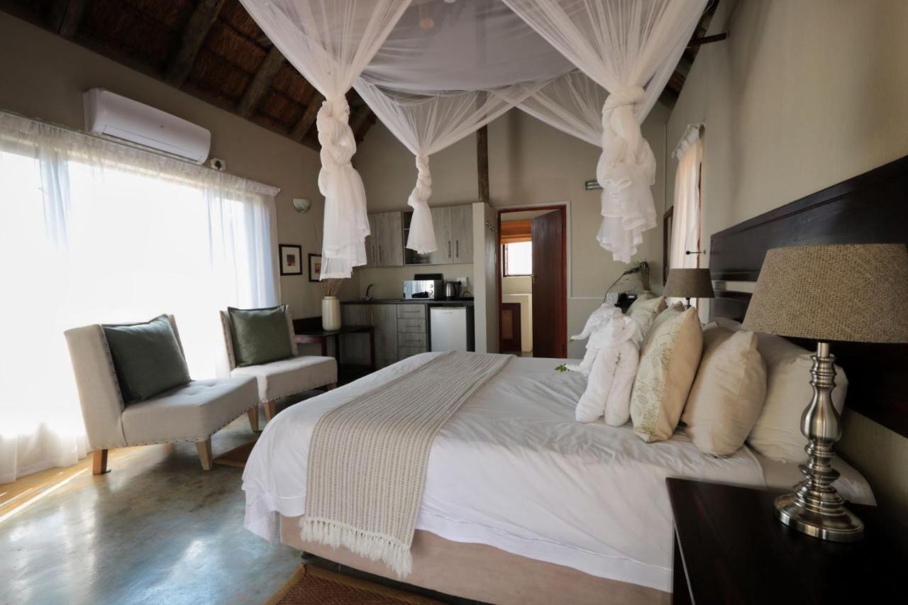 Tshukudu Game Lodge Hoedspruit Exteriör bild