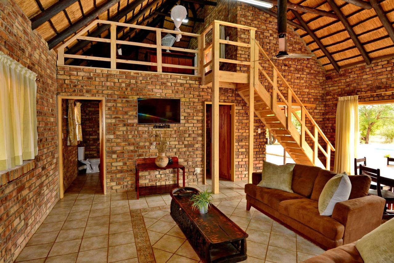Tshukudu Game Lodge Hoedspruit Exteriör bild