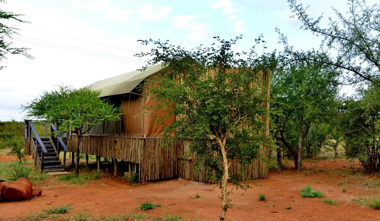 Tshukudu Game Lodge Hoedspruit Exteriör bild